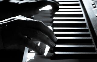 Piano Jazz : Voicings, Main Gauche et Improvisation